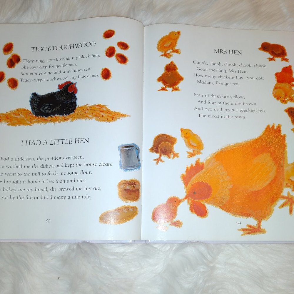 🔴 CLEARANCE 6/$20  Read to me Mommy Extra large book - Picture 3 of 8